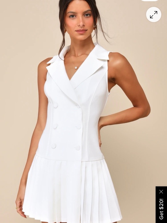 Lulus Dresses & Skirts - Lulu's Cream Sleeveless Pleated Dress